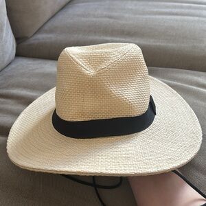 Jcrew fedora beach hat with straps sewn in